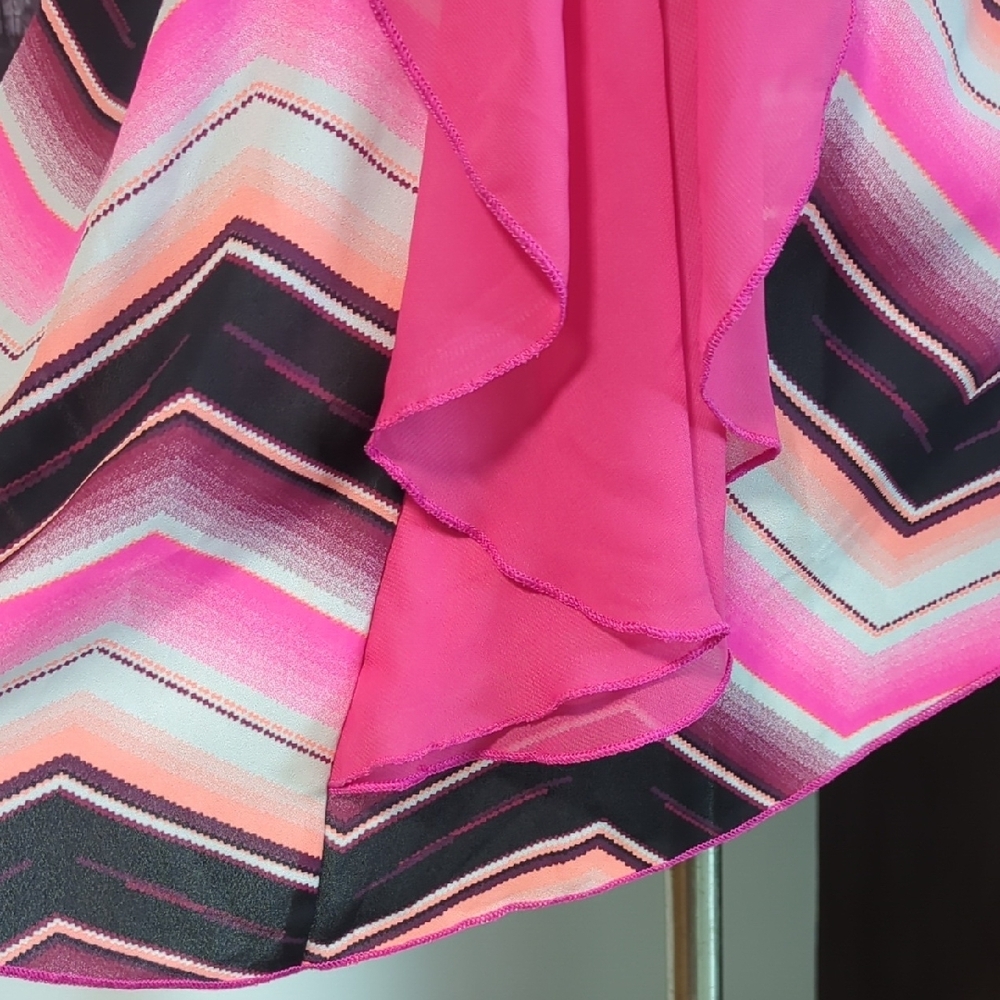 Ardene Pink and Black Chevron Tank Top - Picture 6 of 9